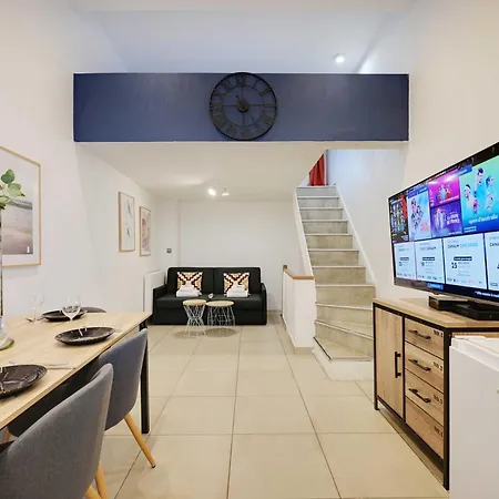 Charming -1br - 4p - Gare District Apartment