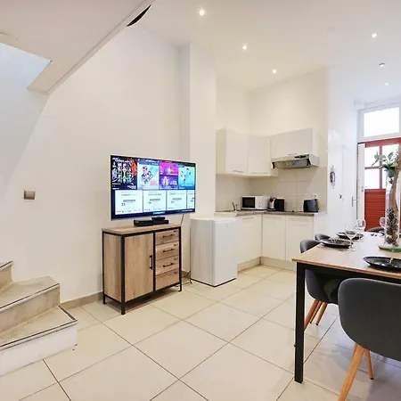 Appartement Charming -1br - 4p - Gare District Parijs